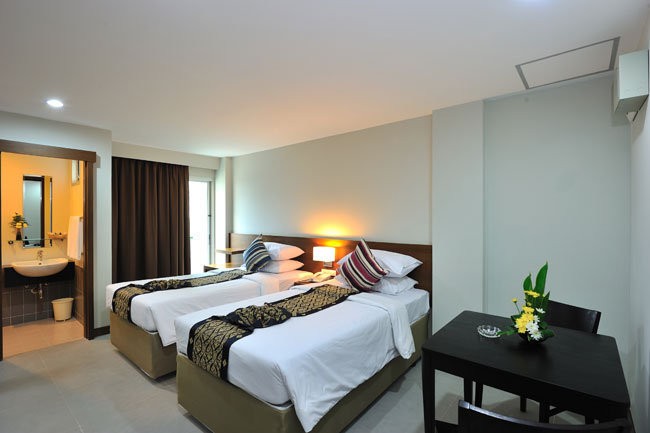 Patong Bay Resotel